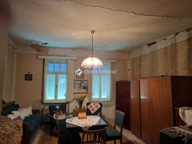 Eladó családi ház, Madarason 7.9 M Ft, 3 szobás