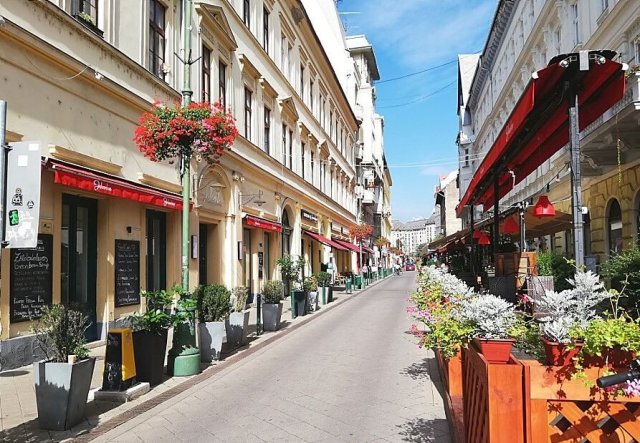 Eladó téglalakás, Budapesten, IX. kerületben, Ráday utcában