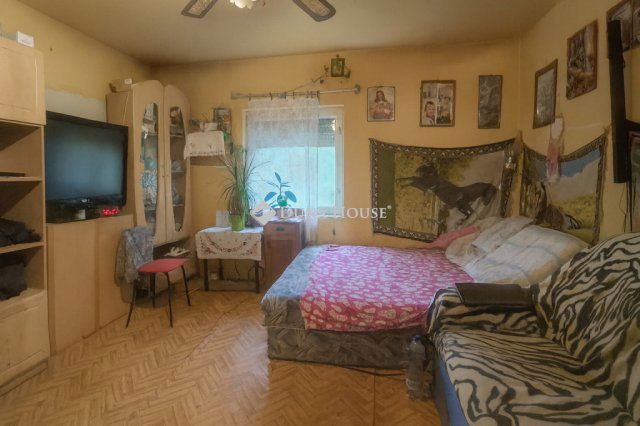 Eladó családi ház, Pándon 33 M Ft, 5 szobás