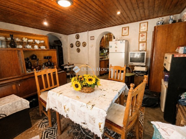 Eladó családi ház, Gödön 74.9 M Ft, 4 szobás
