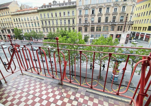 Eladó téglalakás, Budapesten, VIII. kerületben 76 M Ft, 2 szobás