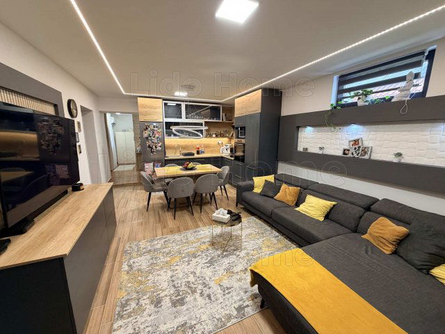 Eladó családi ház, Kaposváron 59.9 M Ft, 1+2 szobás