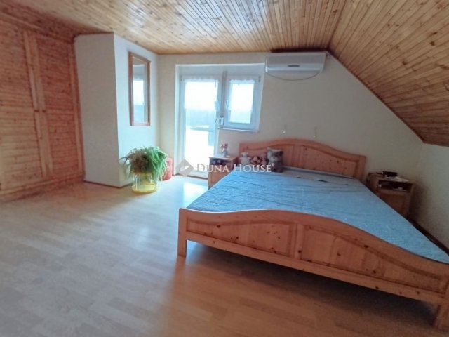 Eladó családi ház, Báron 39 M Ft, 5 szobás