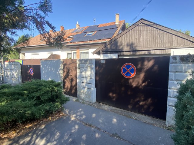 Eladó ikerház, Budapesten, XVI. kerületben 132.5 M Ft, 4 szobás
