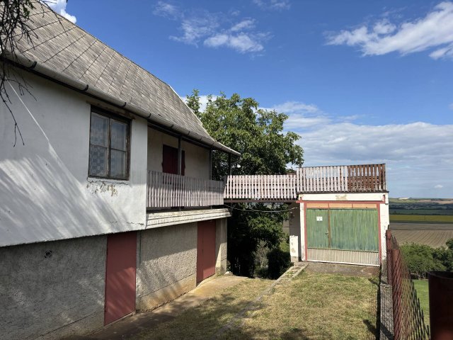 Eladó mezogazdasagi ingatlan, Ongán 9.49 M Ft, 1 szobás