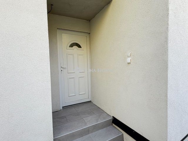 Eladó téglalakás, Budapesten, XX. kerületben 44.9 M Ft, 1 szobás