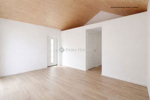 Eladó nyaraló, Esztergomban, Dunaköz utcában 49.99 M Ft