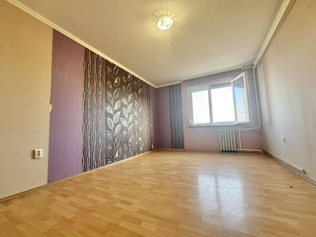 Eladó téglalakás, Pécsett 42.9 M Ft, 2+1 szobás