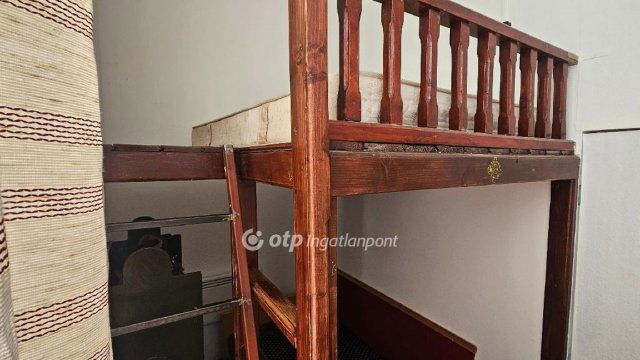 Eladó téglalakás, Budapesten, V. kerületben 110 M Ft, 3+1 szobás