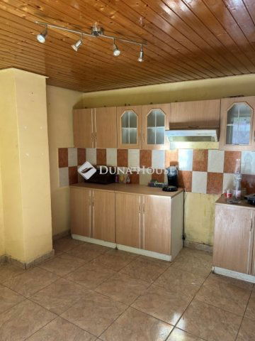 Eladó családi ház, Decsen 9.9 M Ft, 2+1 szobás