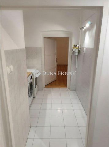 Eladó téglalakás, Budapesten, XIV. kerületben 43.5 M Ft