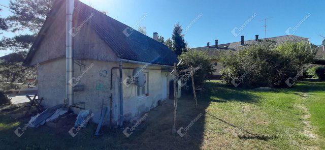 Eladó családi ház, Lovásziban 7.6 M Ft, 2 szobás