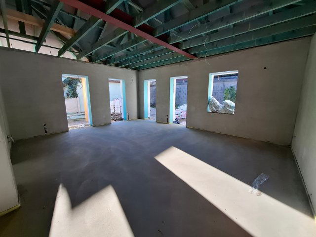 Eladó téglalakás, Mendén, Fő utcában 82.9 M Ft, 3 szobás