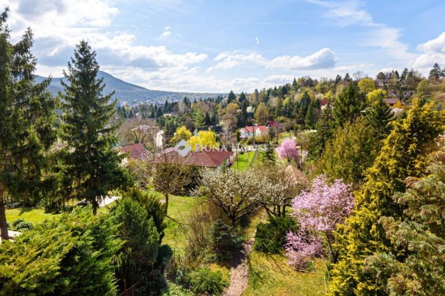 Eladó családi ház, Csobánkán, Üdülők útján 169 M Ft