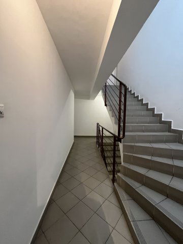 Eladó téglalakás, Pécsett 59.9 M Ft, 4 szobás