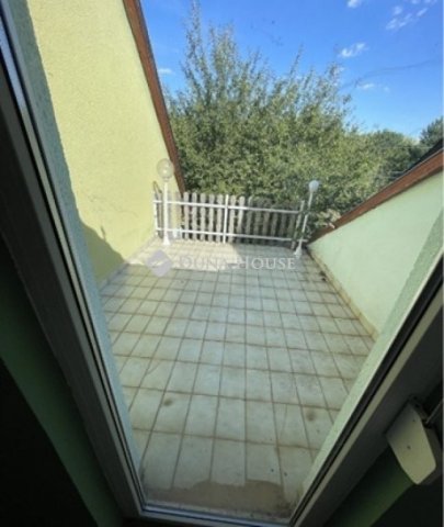 Eladó sorház, Pécsett 89.9 M Ft, 5 szobás / költözzbe.hu