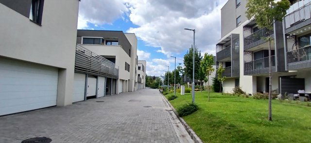 Kiadó téglalakás, albérlet, Budapesten, III. kerületben