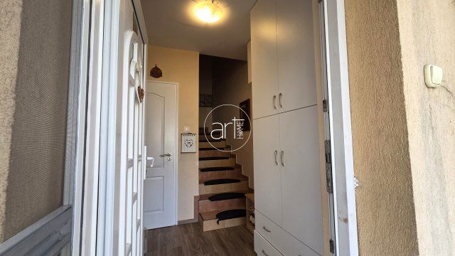 Eladó téglalakás, Szegeden 88 M Ft, 3 szobás