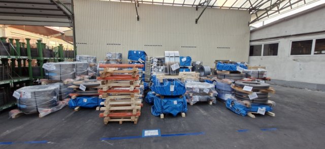 Eladó ipari ingatlan, Budapesten, XV. kerületben 650 M Ft