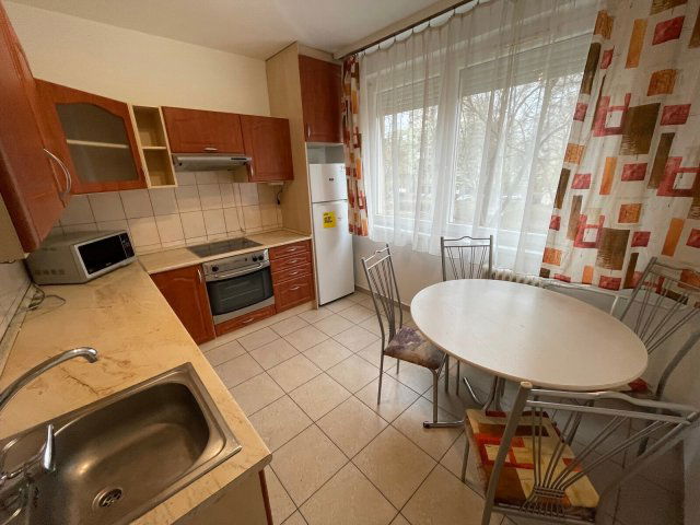 Eladó téglalakás, Nyíregyházán 41.5 M Ft, 2 szobás