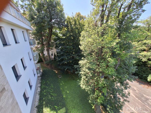 Kiadó téglalakás, albérlet, Béren 225 E Ft / hó, 1+1 szobás