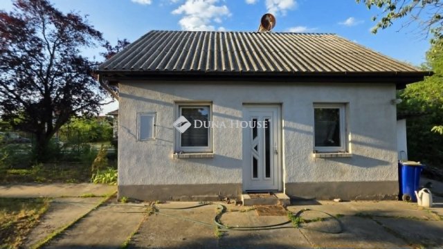 Eladó családi ház, Sülysápon 35 M Ft, 1 szobás