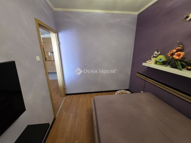Eladó téglalakás, Budapesten, XIV. kerületben 69 M Ft, 2 szobás