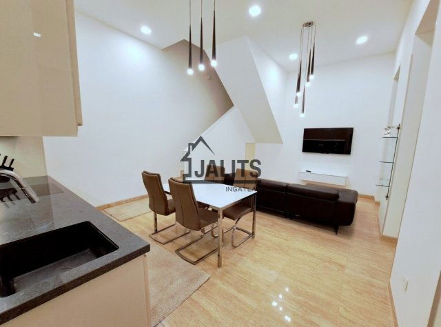 Kiadó téglalakás, albérlet, Budapesten, V. kerületben, 3 szobás