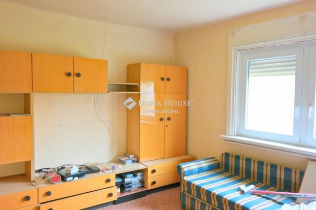 Eladó családi ház, Sződligeten 38 M Ft, 1 szobás