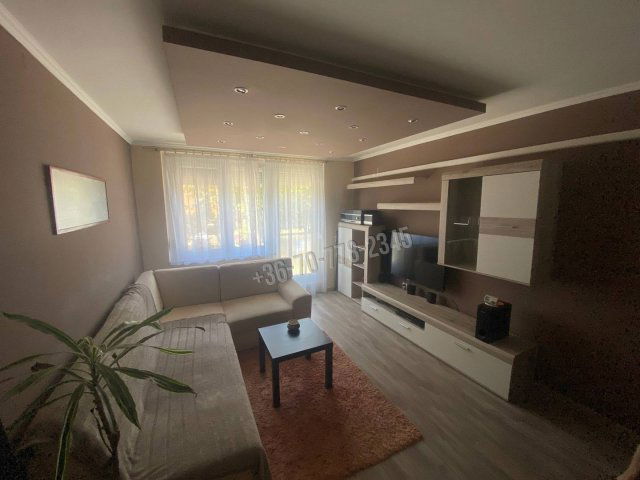 Eladó panellakás, Békéscsabán, Pásztor utcában 27.9 M Ft