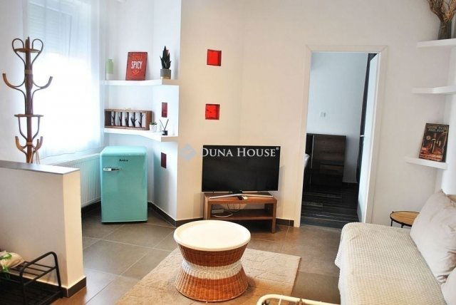 Eladó téglalakás, Kecskeméten 46.9 M Ft, 2 szobás