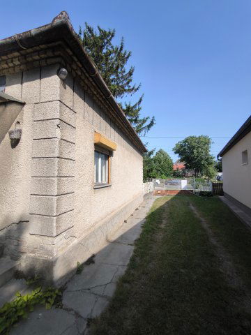 Eladó családi ház, Győrújbaráton 29.9 M Ft, 3 szobás