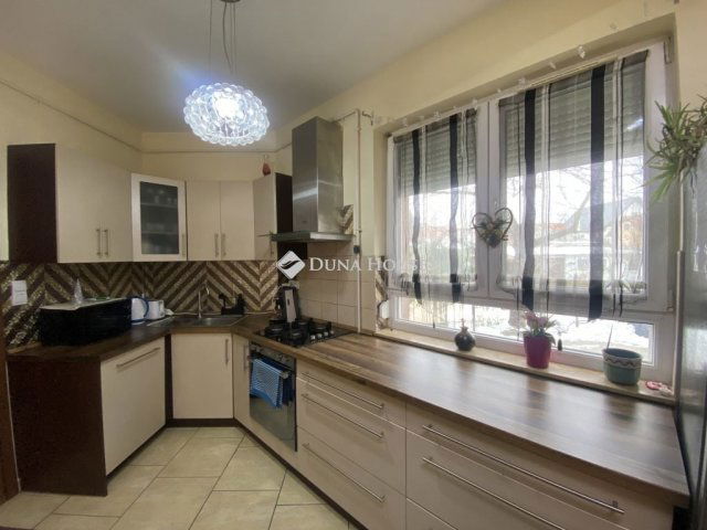 Kiadó ikerház, albérlet, Budapesten, XVIII. kerületben, 3 szobás