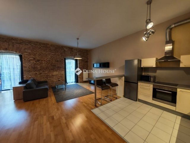 Eladó téglalakás, Budapesten, IX. kerületben 145 M Ft, 1 szobás