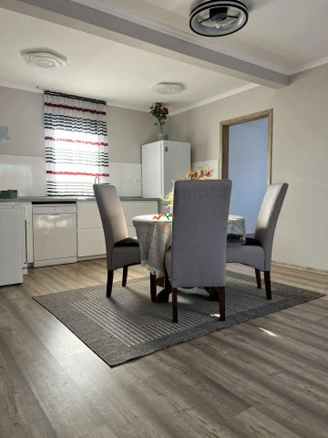 Kiadó családi ház, albérlet, Szigethalmon 350 E Ft / hó