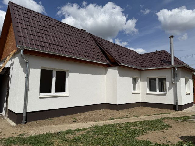 Eladó családi ház, Nyíregyházán 35.5 M Ft, 2 szobás