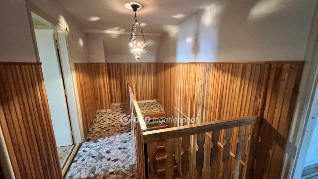 Eladó családi ház, Ugodon 33.9 M Ft, 5 szobás