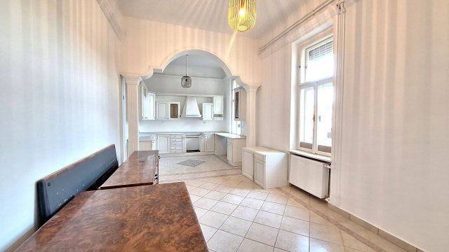 Eladó téglalakás, Miskolcon 79.9 M Ft, 4+1 szobás