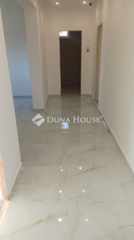 Eladó családi ház, Ercsiben 49 M Ft, 2+1 szobás