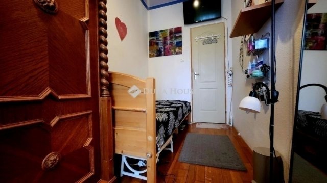 Eladó téglalakás, Budapesten, XXI. kerületben 64.9 M Ft