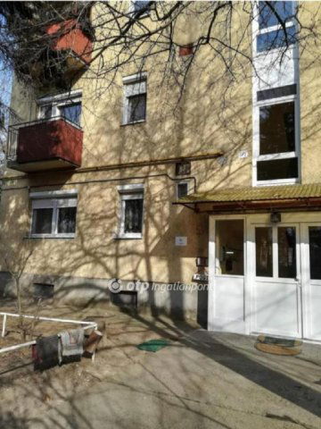 Eladó téglalakás, Hatvanban 41.9 M Ft, 2 szobás