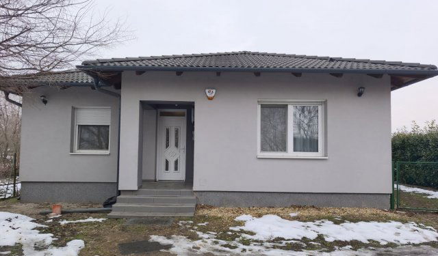 Eladó családi ház, Gyálon 139 M Ft, 2+3 szobás