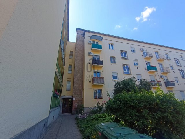Eladó téglalakás, Budapesten, XIV. kerületben 62.5 M Ft