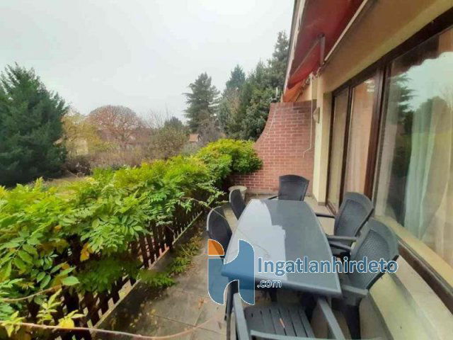 Eladó ikerház, Budapesten, XVIII. kerületben 225 M Ft, 6 szobás