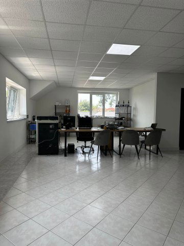 Eladó családi ház, Tatabányán 385 M Ft, 5 szobás