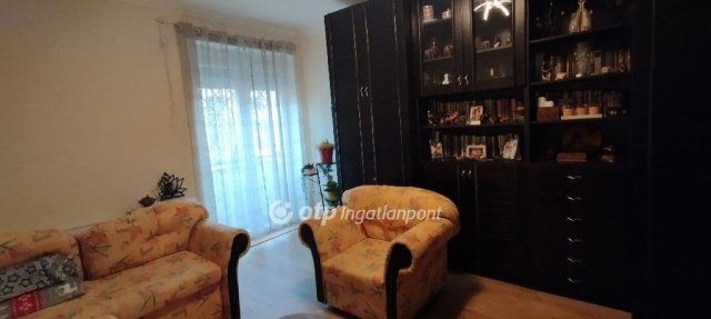 Eladó téglalakás, Budapesten, XIV. kerületben 47.5 M Ft