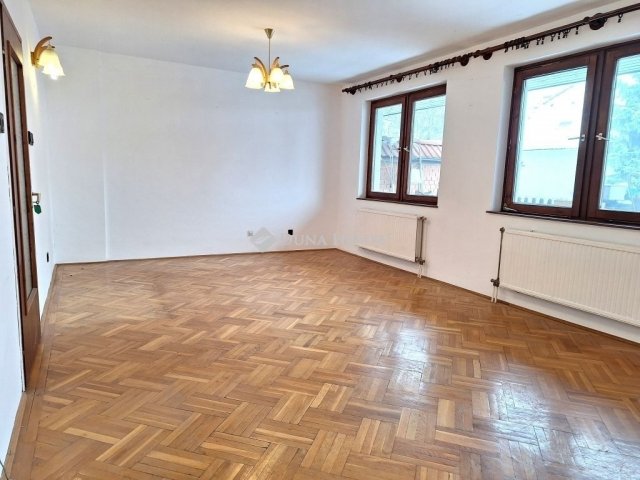 Eladó családi ház, Kecskeméten 83.9 M Ft, 4 szobás