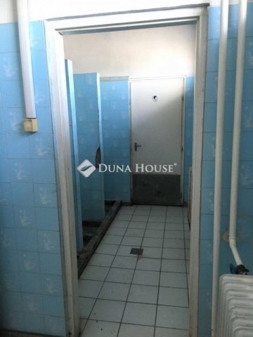Eladó ipari ingatlan, Devecseren 60 M Ft / költözzbe.hu
