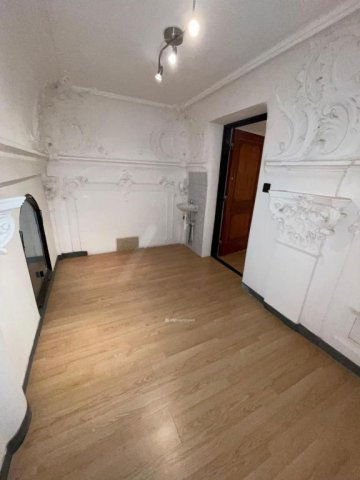 Kiadó üzlethelyiség, Budapesten, VIII. kerületben 250 E Ft / hó