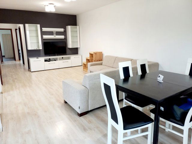 Eladó ikerház, Veresegyházon 120 M Ft, 4 szobás